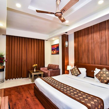 Pinaz Royale Hotel Amritsar Eksteriør billede