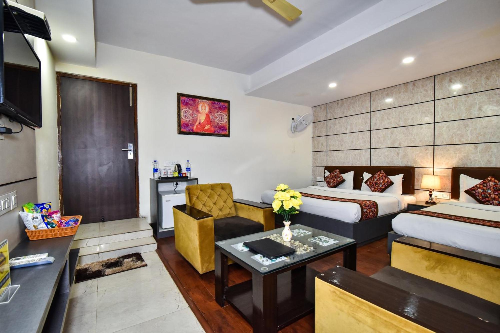 Pinaz Royale Hotel Amritsar Eksteriør billede