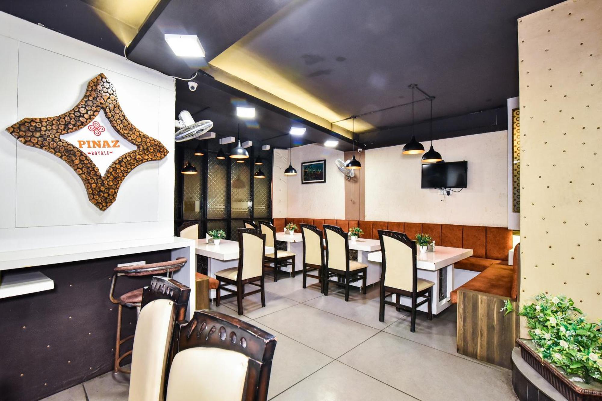 Pinaz Royale Hotel Amritsar Eksteriør billede