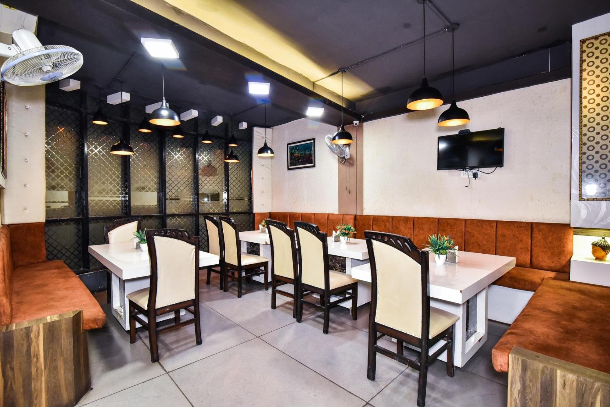 Pinaz Royale Hotel Amritsar Eksteriør billede