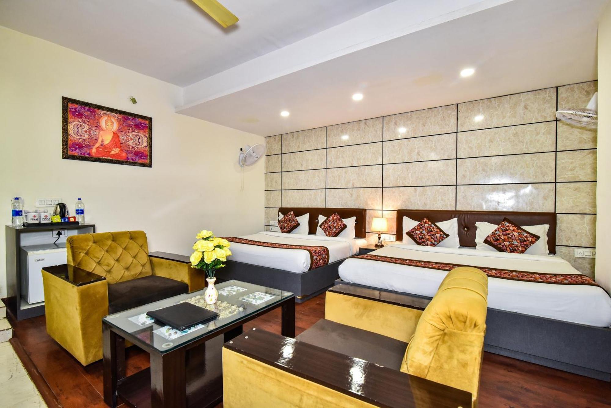 Pinaz Royale Hotel Amritsar Eksteriør billede
